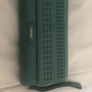 Teal Flip Clutch | Fossil